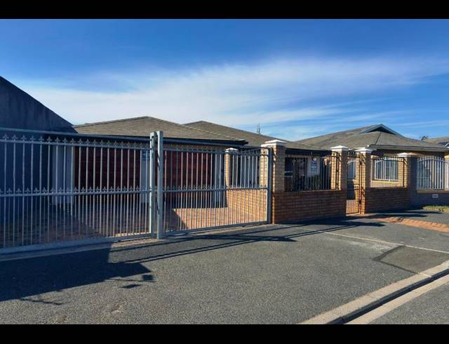 6 BEDROOM HOUSE FOR SALE IN CRAVENBY